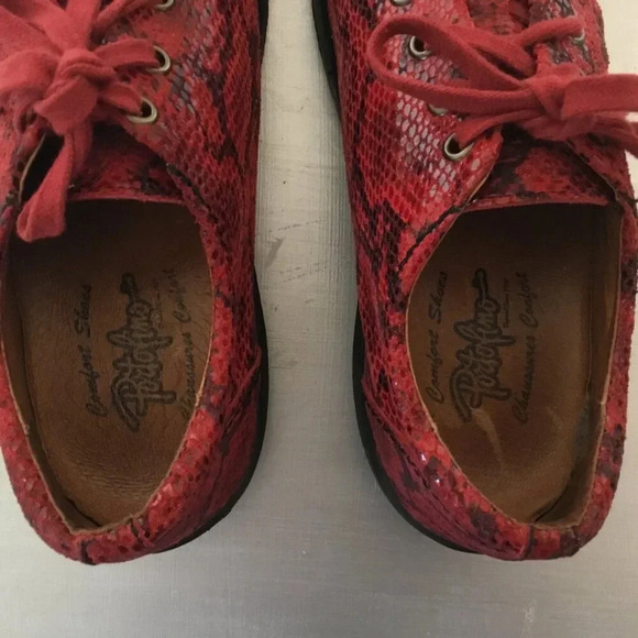 Portofino Comfort Shoes Womens  Pattern Leather Sneakers Red SZ 38 EUR - Picture 11 of 16